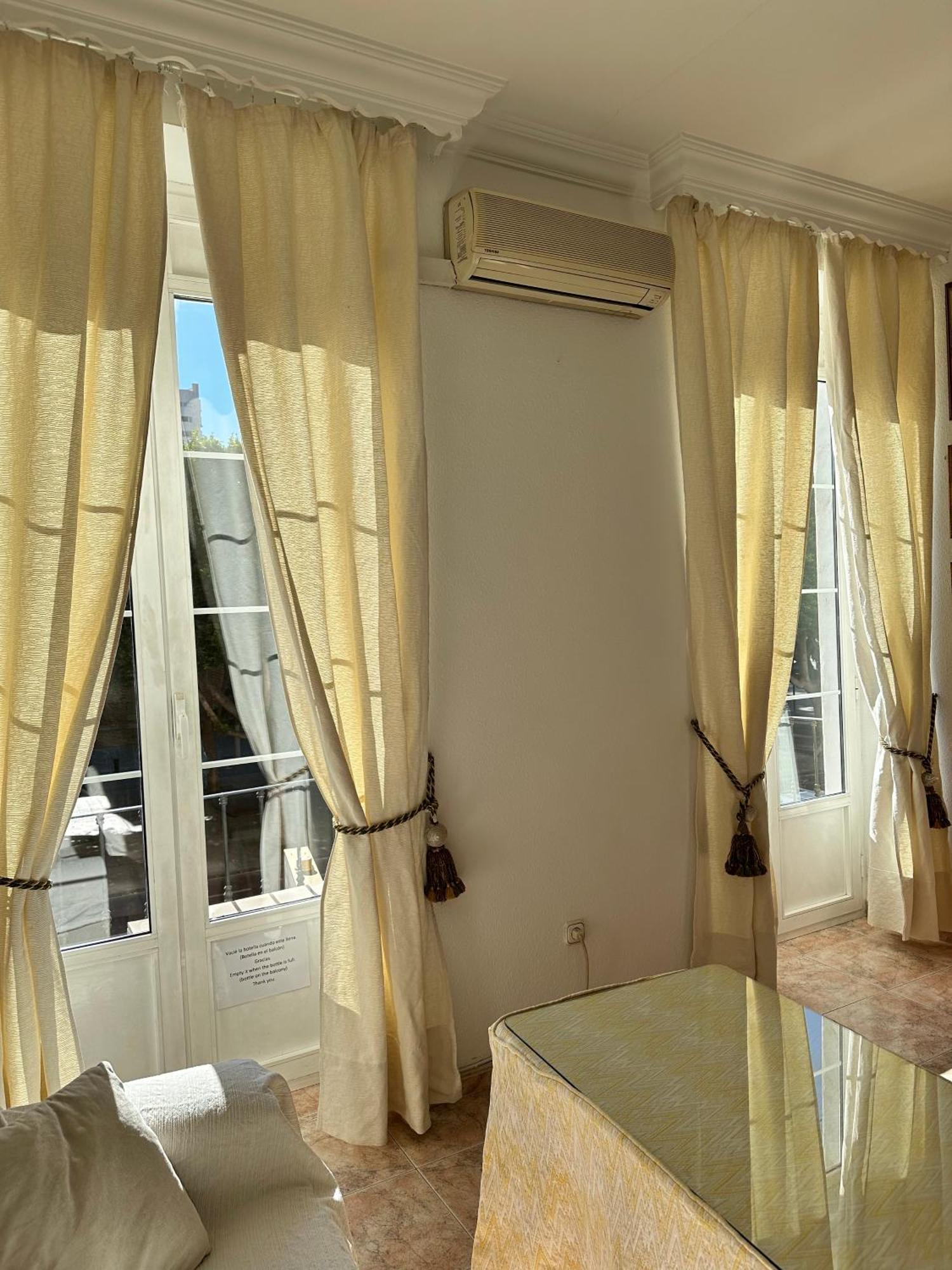 Apartamento Malagueta 2 Dormitorios มาลากา ภายนอก รูปภาพ
